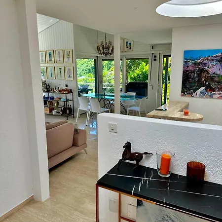 Villa Martino Pool&lake View