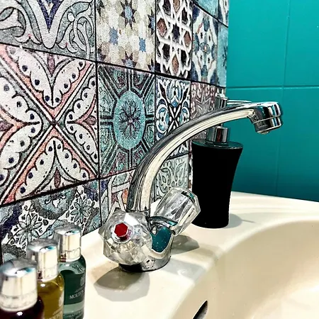 Martino Pool And View Willa