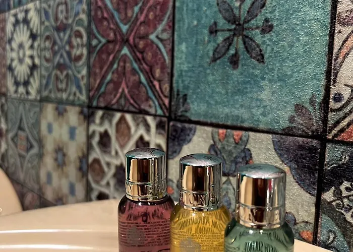 Martino Pool And View * Λουγκάνο