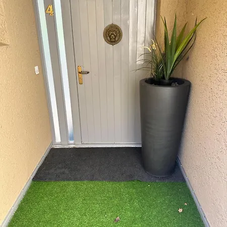 Martino Pool And View 别墅