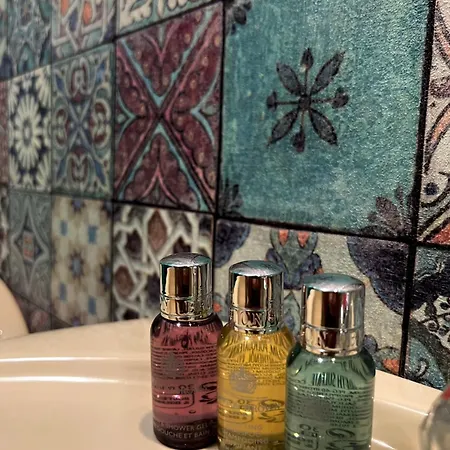 Martino Pool And View * 盧加諾