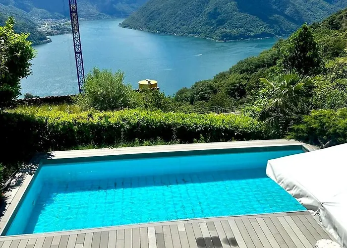 Martino Pool And View 盧加諾