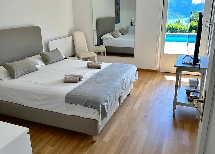 Villa Martino Pool And View *