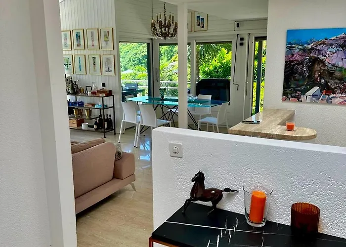 Villa Martino Pool And View